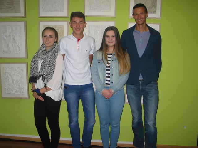 Unsere Schülermitverantwortung (SMV) und Verbindungslehrer Thomas Steiner.