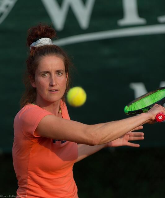 Bayerische Viezemeisterin Damen 40: TCM-Trainerin Mirka Zouaghi setzte zum Ende der Saison nochmals ein echtes Ausrufezeichen! | Foto: Hans Rußwurm