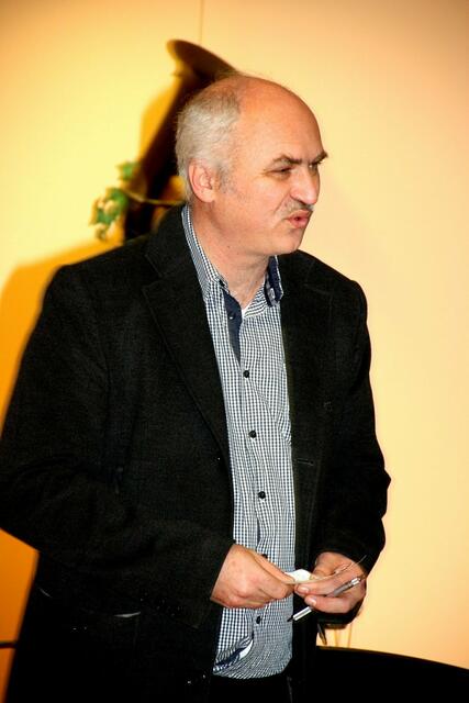 Kulturreferent Dr. Frieder Brändle dankte in seinem Grußwort allen Musikern und Eltern für die Teilnahme am Wettbewerb.