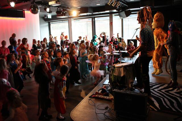Kinderband im Rahmen des KiKuKa
