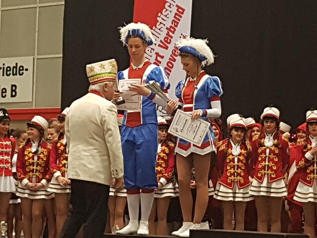 Tanzpaar Maja Beschenboßel & Julian Ebbecke - Vize Niedersachsenmeister