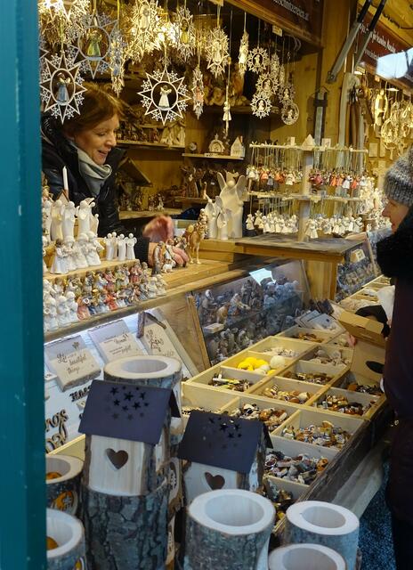 "Kultur- und Weihnachtsmarkt Schloss Schönbrunn" in Wien
