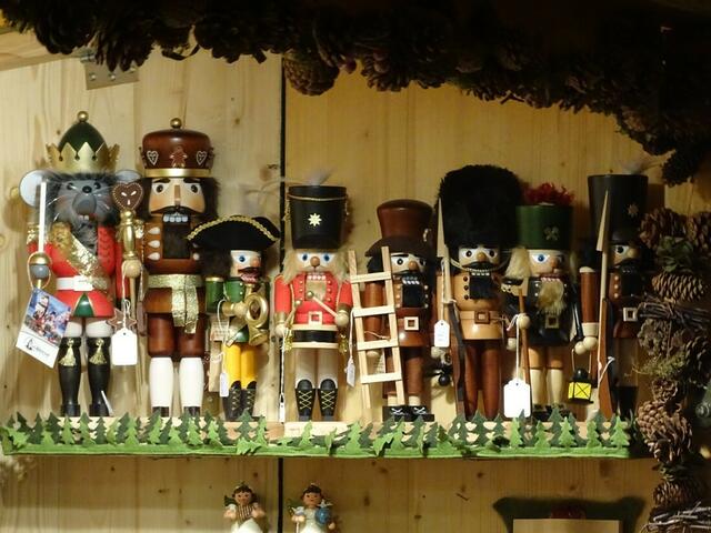 "Kultur- und Weihnachtsmarkt Schloss Schönbrunn" in Wien