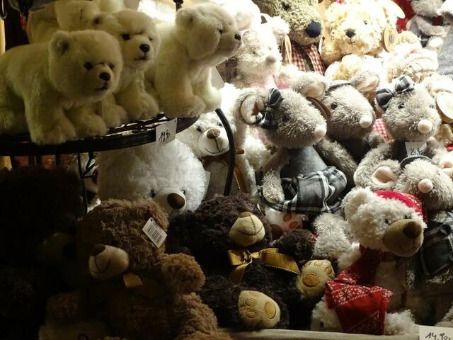 "Kultur- und Weihnachtsmarkt Schloss Schönbrunn" in Wien