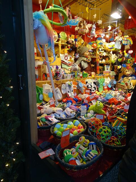 "Kultur- und Weihnachtsmarkt Schloss Schönbrunn" in Wien