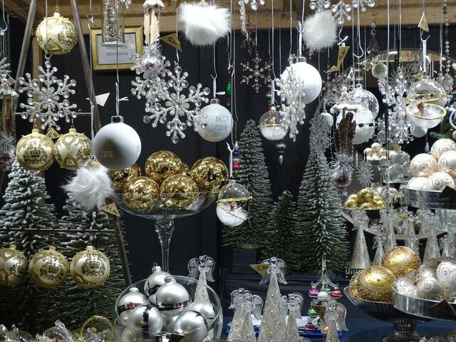 "Kultur- und Weihnachtsmarkt Schloss Schönbrunn" in Wien