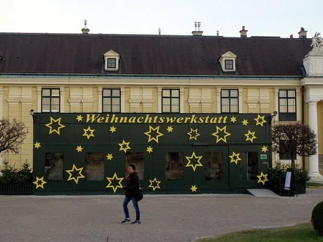 "Kultur- und Weihnachtsmarkt Schloss Schönbrunn" in Wien