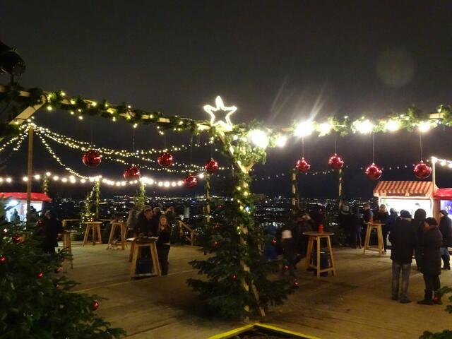 Weihnachtsmarkt beim Schloss Wilhelminenberg Wien 2017