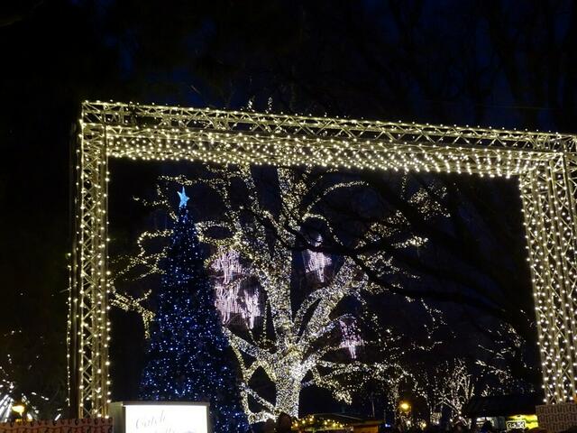 Christkindlmarkt 2017 am Wiener Rathausplatz