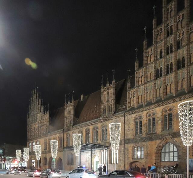 Das Alte Rathaus strahlt