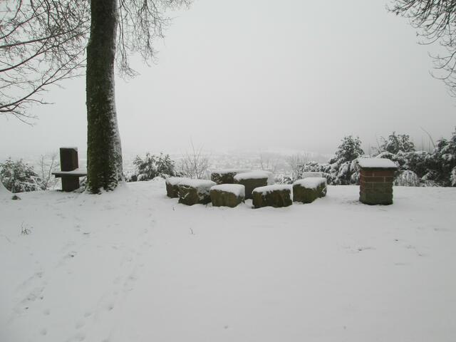 Vernebelt - Aussichtspunkt Hügelchen.