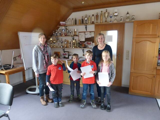 Kinderflämmchen 1 - Georg, Hannes, Ite und Marieke