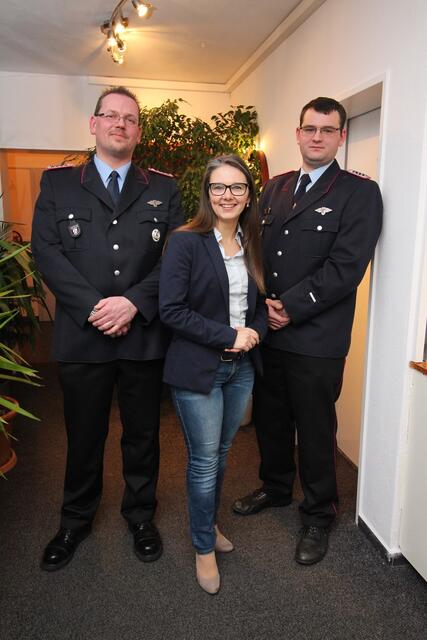 Reden: Ortsbrandmeister Tobias Eickhoff, Bürgermeisterin Ramona Schumann, stellv. Ortsbrandmeister Maximilian Eggers