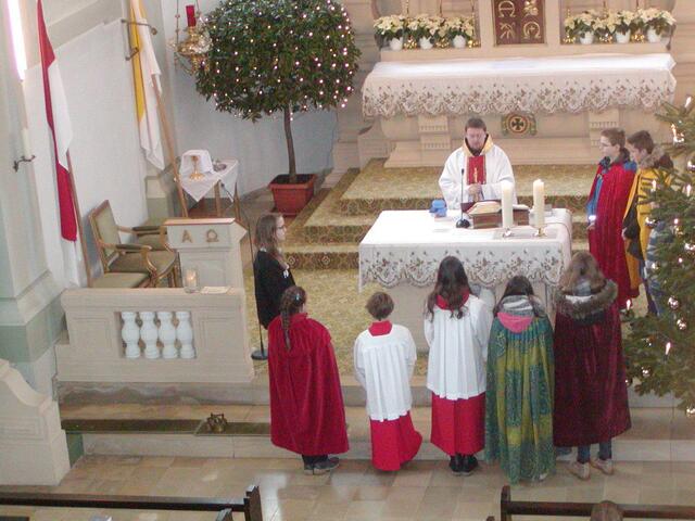 Aussendung der Sternsinger in Sindersfeld