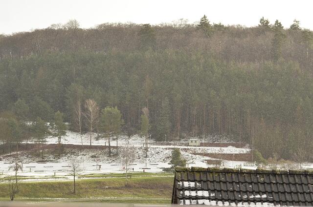 11:11h - der Sturm hat zugelegt, die Sonne scheint  und es regnet