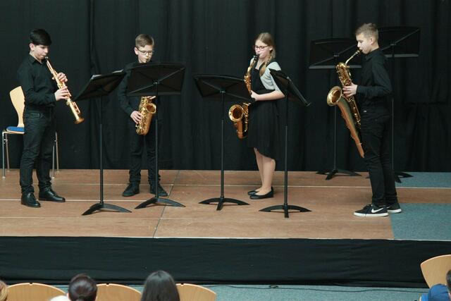 Das Saxofonquartett der Städt. Musikschule Günzburg erspielte sich 98 Punkte, wurde Verbandssieger und wird beim Landesentscheid antreten.