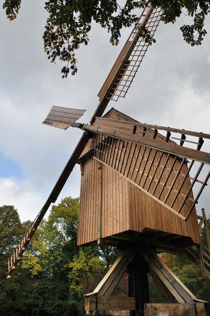Letzte Bockwindmühle Hannovers: Die alte Mühle im Hermann-Löns-Park