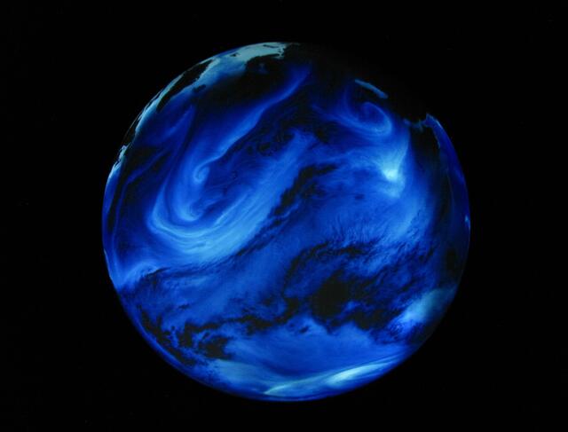 Dem Blauen Planeten ist es egal, was mit ihm passiert. Den Bewohnern sollte es aber nicht egal sein. "Wir sind alle Kinder der Erde, und sie ist unsere Mutter." Die Worte Alexander Alexsandrows, eines russischen Kosmonauten. | Foto: Christel Wolter