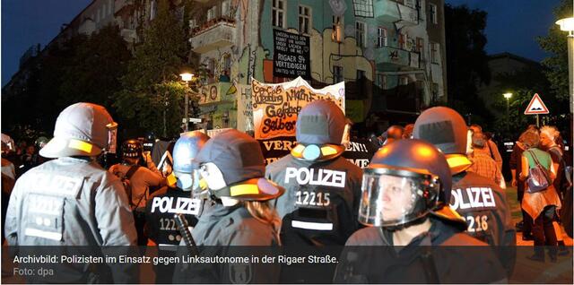 Linke Szene in Aufruhr - > https://www.morgenpost.de/berlin/article213055263/Drohbriefe-gegen-Linksautonome.html Ausgelöst durch die umstrittene Öffentlichkeitsfahndung der Polizei tobt ein Krieg der Bilder UND der Worte. Linke Politiker erhalten Morddrohungen per Post und von "Menschenjagd" ist die Rede. 
https://www.berliner-kurier.de/berlin/polizei-und-justiz/g20-protest-lka-ermittelt-wegen-drohbriefen-gegen-linksautonome-29452110