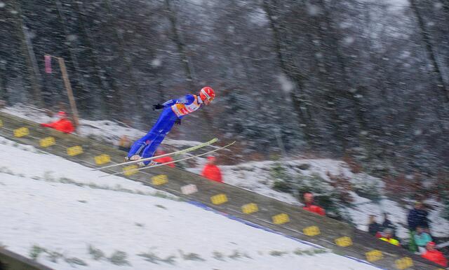 Richad Freitag (GER) bei seinem zweiten Trainingssprung