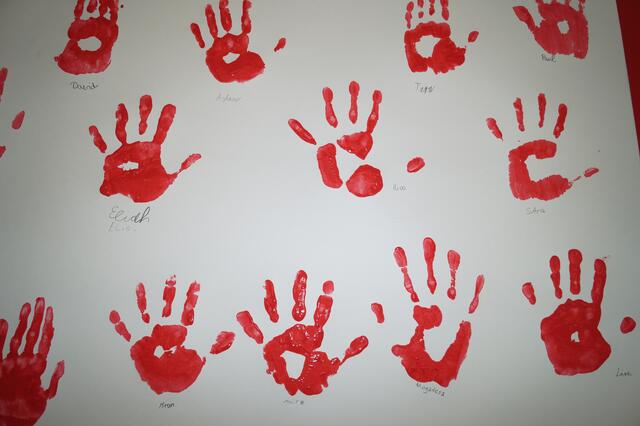 Die rote Hand Abdrucke der Klasse