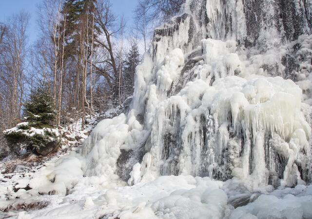 Radau Wasserfall - Eiszapfenwelt