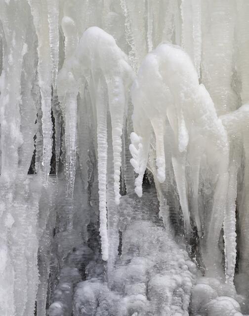 Radau Wasserfall - mehr Eis, als Wasser