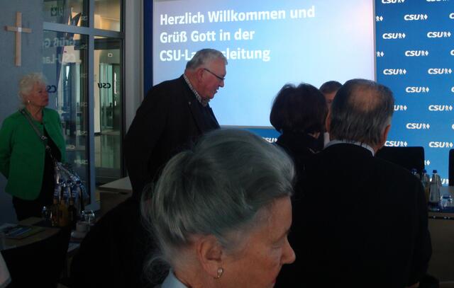 Doch bevor es losgeht, wird Mittag gegessen