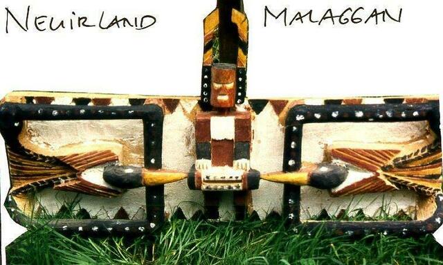 Neuirland, Figur der Mallaggan-Totenfeier