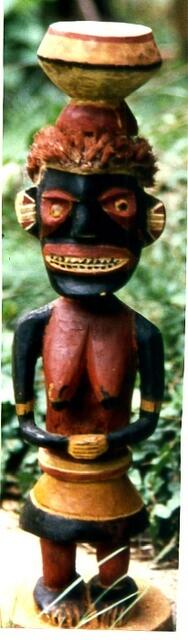 Neuirland, Figur der Mallaggan-Totenfeier