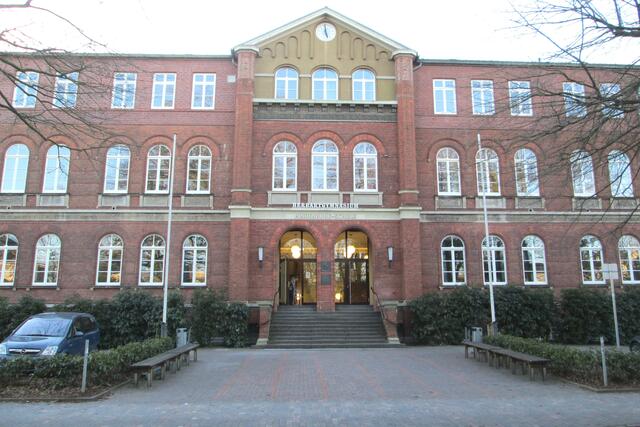 Herbartgymnasium, ehemals Hindenburg-Schule.