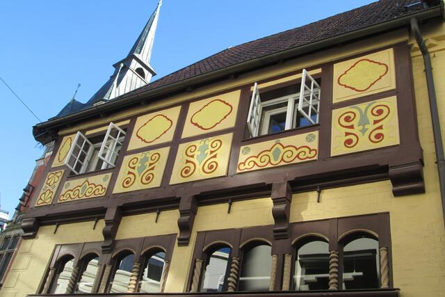 Fassade des von Wilhelm Degode 1502 erbauten Hauses im Oldenburger Zentrum.