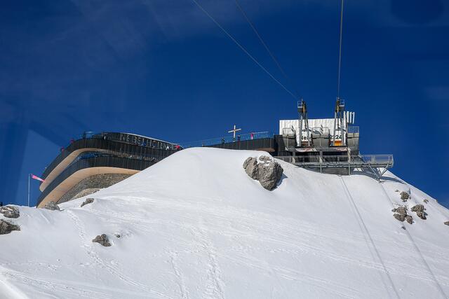 Und nun zur Gipfelstation hinauf.
