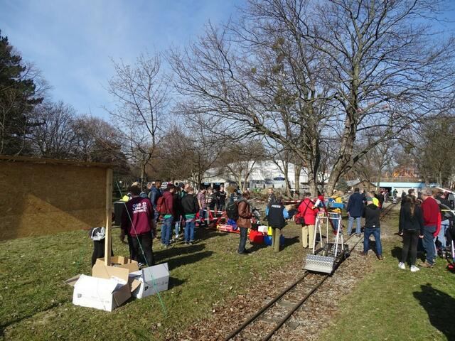 “Das verrückteste Draisinenrennen der Welt” auf der Liliputbahn im Wiener Prater am 11. März 2018