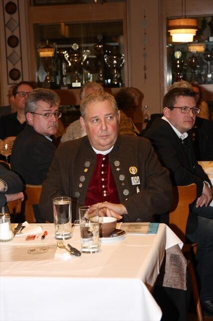 1. Bezirksschützenmeister Karl Schnell