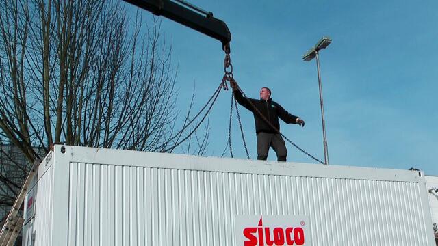 Aktuell Niendorf: 
https://www.eimsbuetteler-nachrichten.de/neuer-wohncontainer-fuer-obdachlose-in-niendorf/ Bauamt Mitte lehnte ab - wir stellten unseren 3. Container trotzdem auf - anderen Orts ... (Danke Bezirksamt Eimsbüttel)