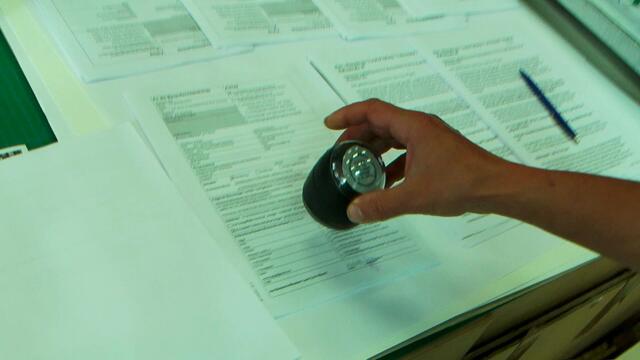 Jetzt teilnehmen - Das Beispiel zeigt, dass es machbar ist, dass auch Leute von Privat so etwas planen und umsetzen können - ohne große "Orga" im Rücken. Jeder mit eigenem Grunstück könnte so etwas tun und wer selbst auch mal so einen Container bei sich aufstellen will - hier ist eine kleine Anleitung dazu: --> https://www.facebook.com/notes/max-bryan/-der-container-steht-/2083647914986446/