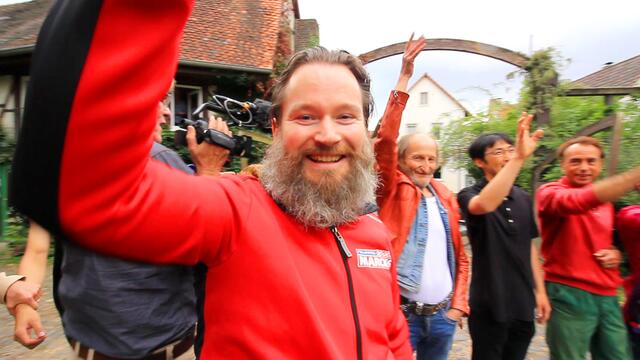 Hier eine Chronik was bisher geschah:

5. Juni 2016 - Wie alles begann: http://goo.gl/1Ld5Xk Abreise vom Steinfurther Gartenhof im Sept. 2016