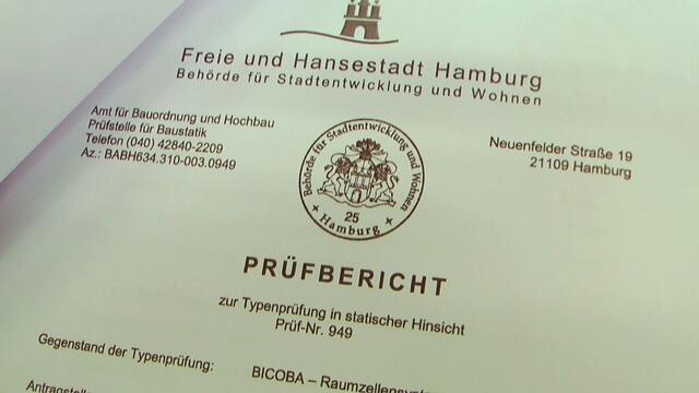 Selbst unser Architekt - der langjährige Berufserfahrung hat - brauchte zwei Anläufe um den Antrag für sogenannte "Fliegende Bauten" durchzubekommen. "Das war ein ganz schöner Akt", doch dann war sie da - die begehrte Baugenehmigung - und es konnte losgehen an unserem 2. Standort - in dem Fall in Hamburg Lokstedt - am Winfridweg 24.