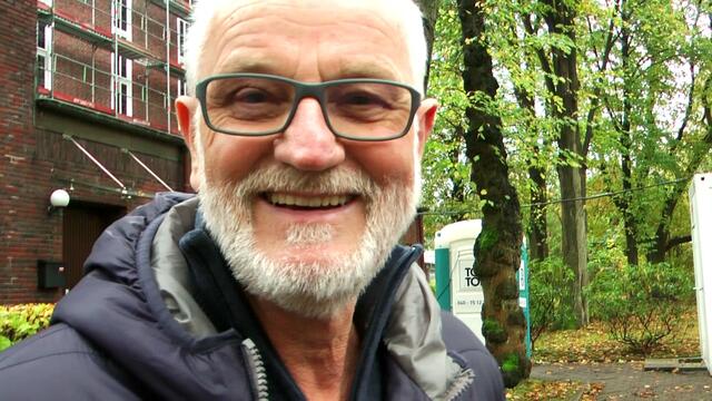 Kurt Graf ist einer der Helfer, die beim Einrichten des Containers mit geholfen haben. Danke an Alle, die mitgemacht haben. https://tinyurl.com/wohncontainer