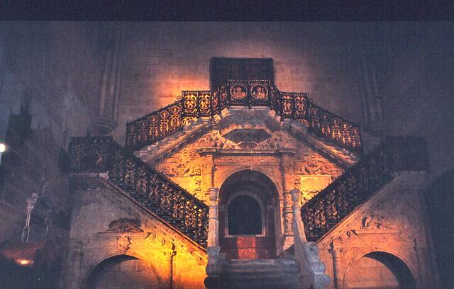 goldene Treppe in der Kathedrale von Burgos