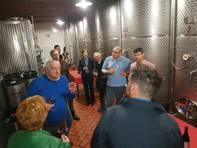 Exkursion in die Weinkellerei Colnar!
