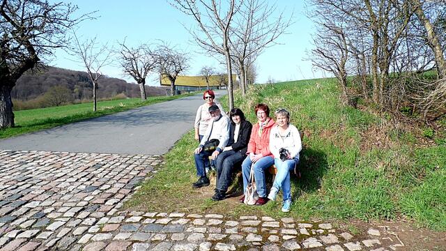 Für Conny,Tina,Mandy,Marlies,Christine,Constanze .. und alle Herren die beim Abschiedstreffen in der Arche Nebra dabei waren - Danke ! (14.4.2018)
