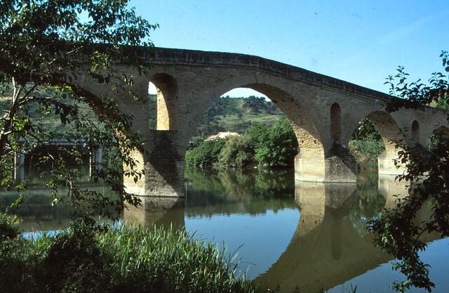 Puente la Reina aus der ersten Hälfte des 11. Jahrhunderts