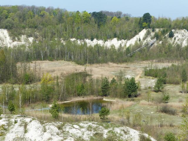 Am Hang die nördliche Fördertrasse.
