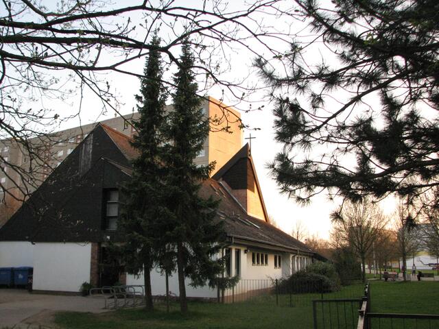 Kirche der Petrusgemeinde