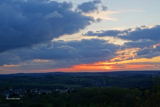 Die Sonne ging.
