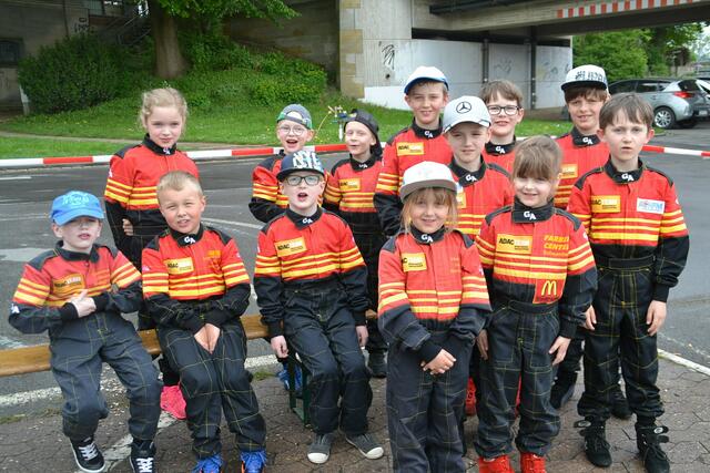 Ganz viele Fahrer/-innen vom Stadthäger Motor Club e.V. im ADAC
