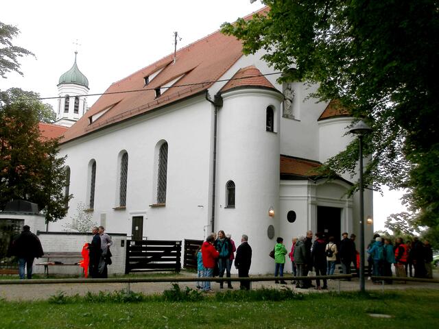 Nach knapp 2 Stunden Fußmarsch am Ziel: Die Kobelkirche Maria Loreto.