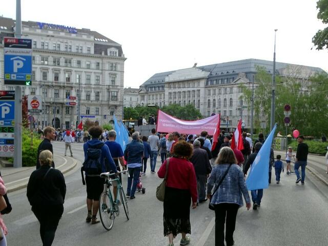 1. Mai 2018 in Wien: Maiaufmarsch der SPÖ Wien. Bei der Votivkirche.
